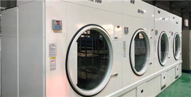 開洗衣房或水洗廠應(yīng)該如何配置洗滌設(shè)備？-百強解析回答